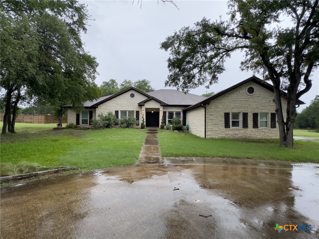 1448 Hidden Springs Drive  Salado TX 76571 photo