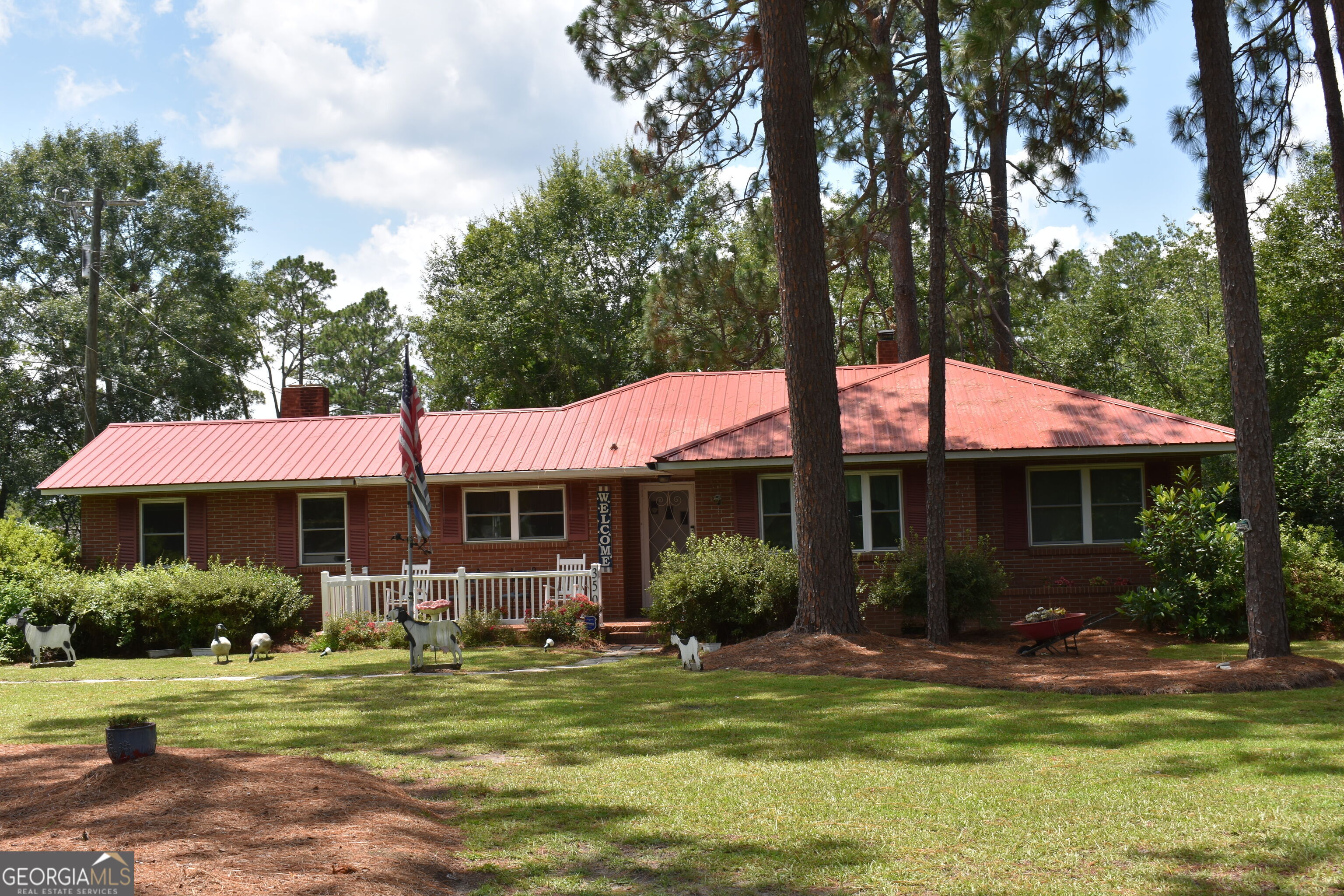 350 S College Street  Metter GA 30439 photo