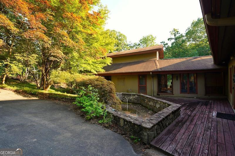 Property Photo: 18 Padsett Court GA 30143