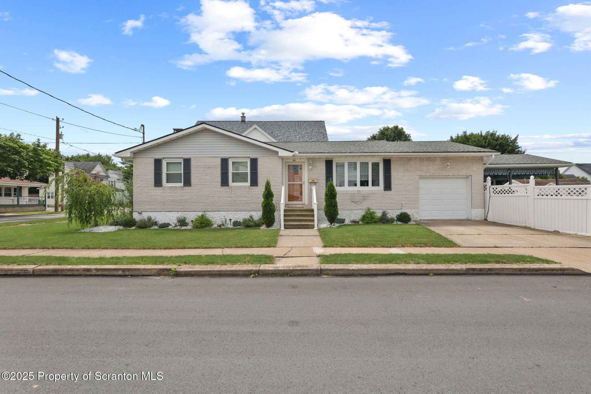 Property Photo: 659 Boulevard Avenue PA 18519
