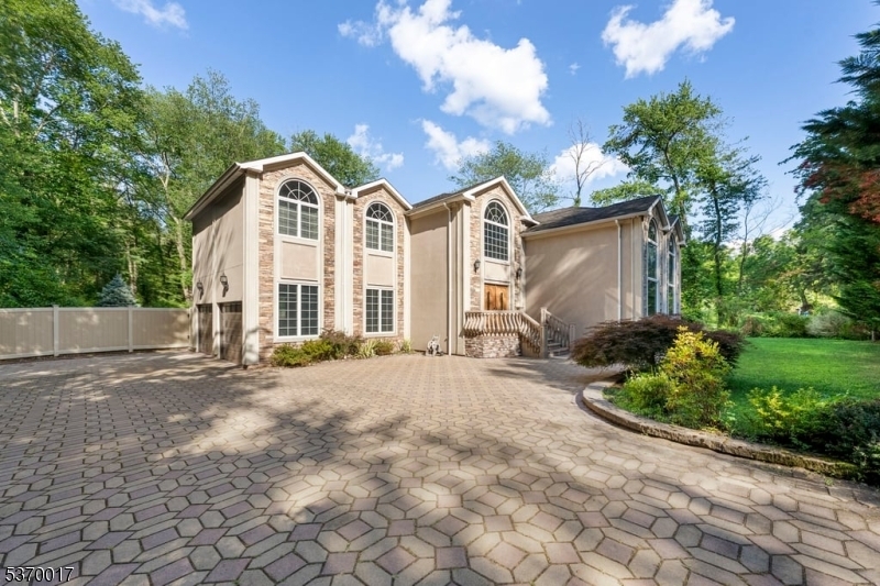 35 Waughaw Rd  Montville Twp. NJ 07082 photo