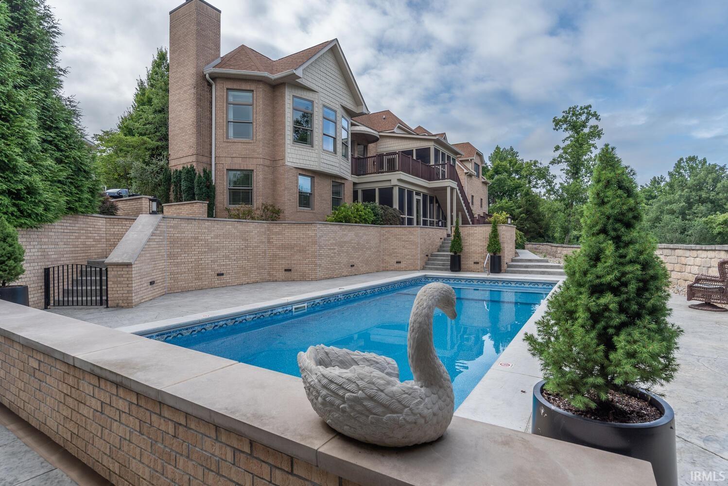 Property Photo:  1817 E Cheyanne Lane  IN 47401 