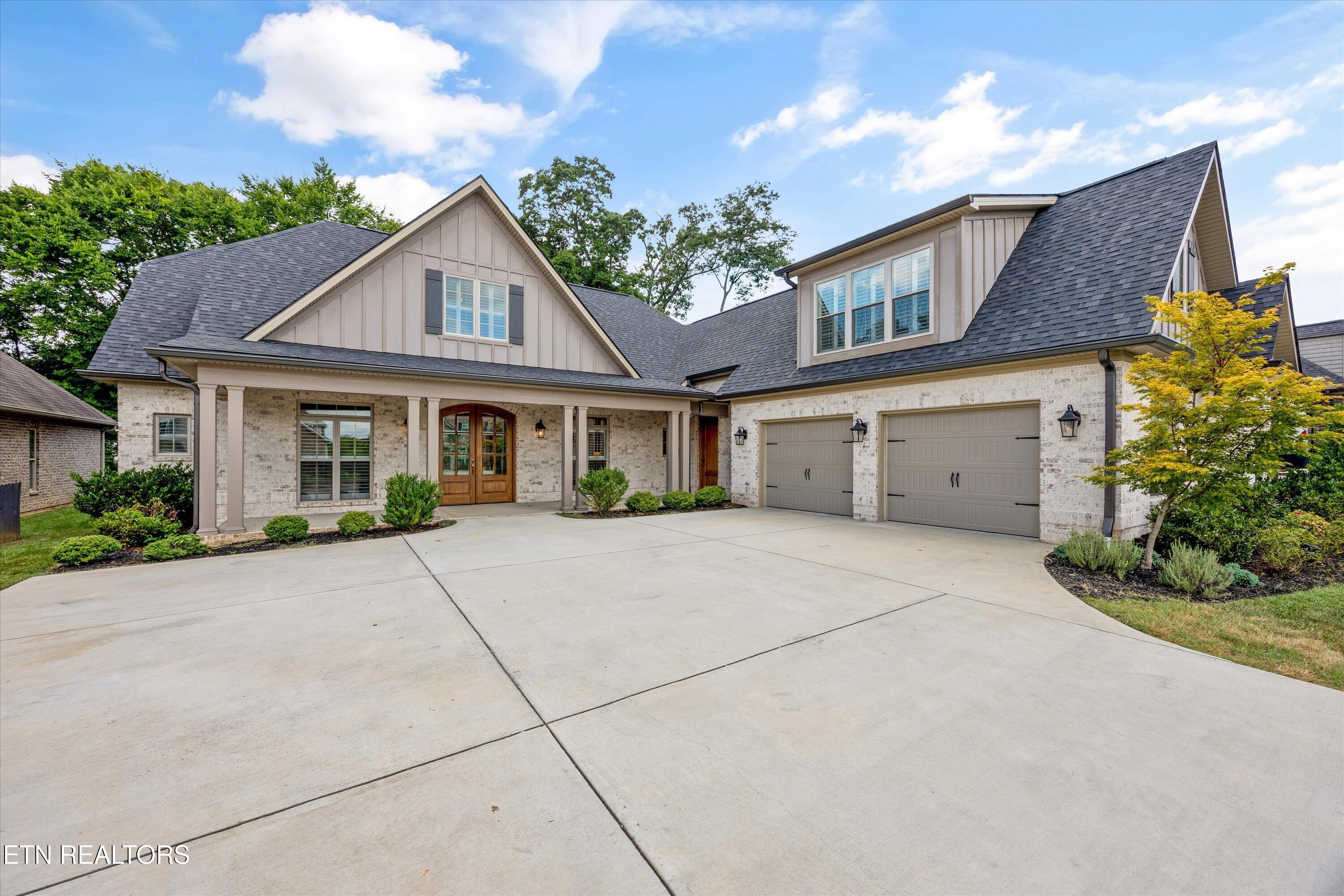 Property Photo: 1452 Turning Leaf Lane TN 37922