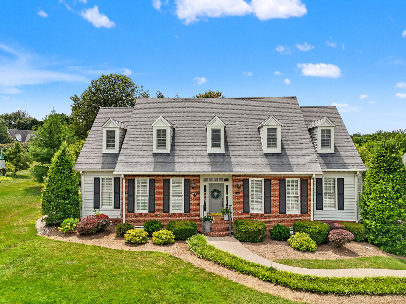 Property Photo: 233 Manor Hill KY 40422