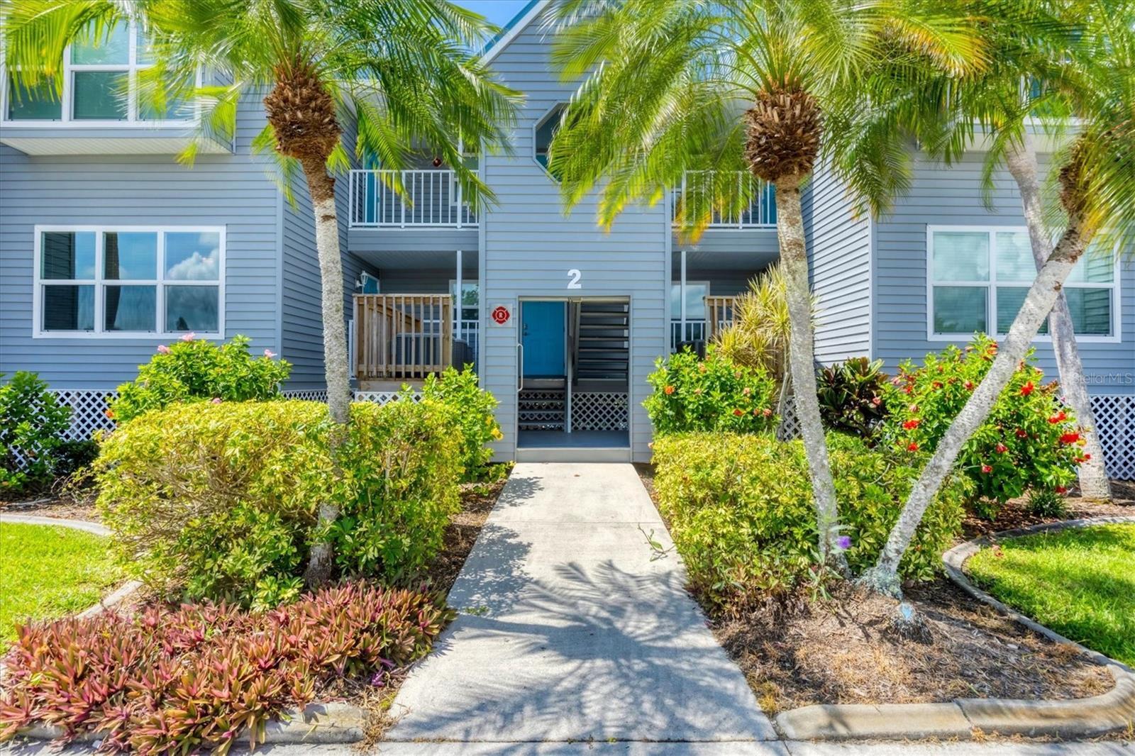 Property Photo: 4410 Warren Avenue 206 FL 33953