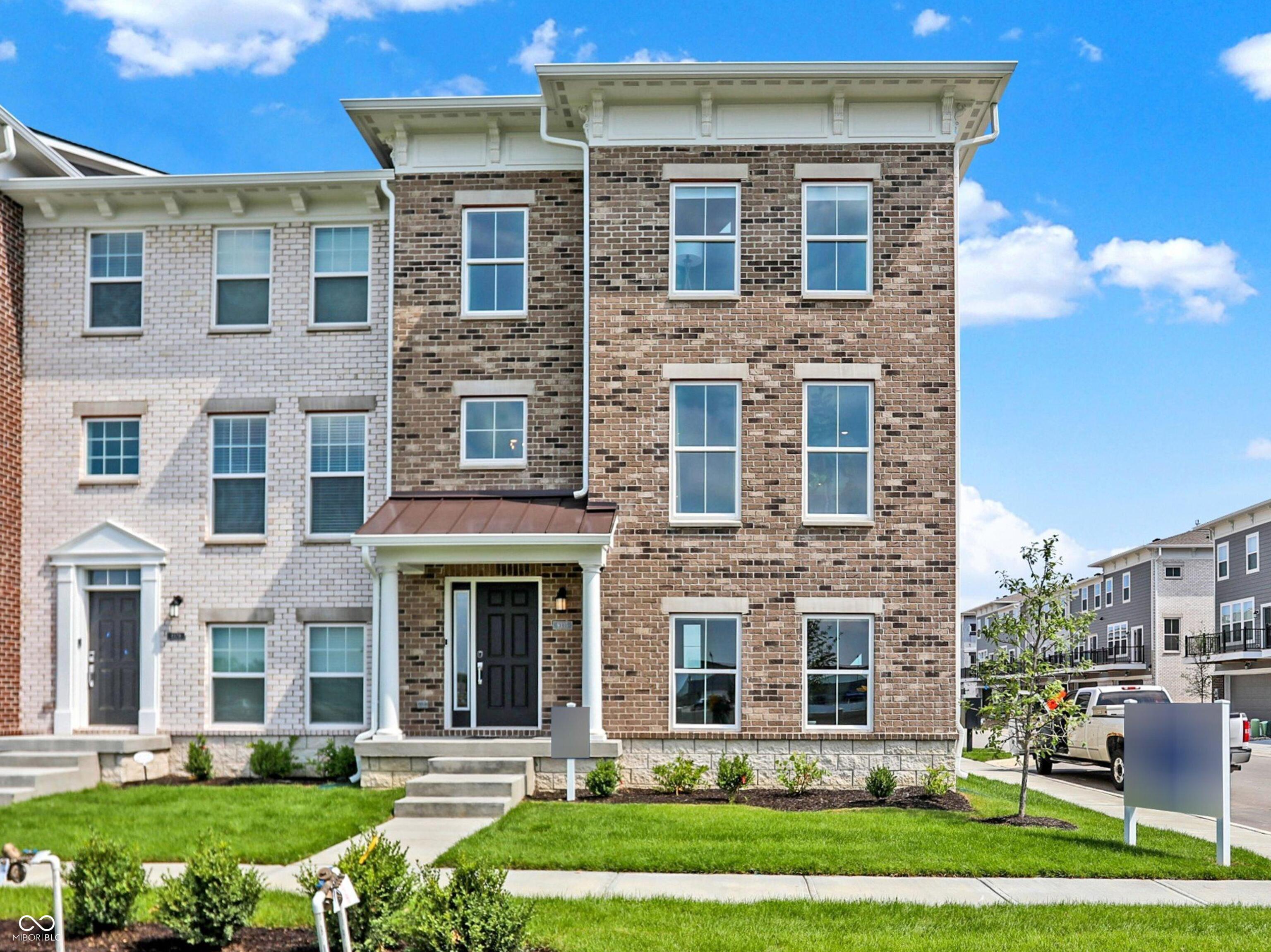 9335 Clarendon Drive  Fishers IN 46038 photo