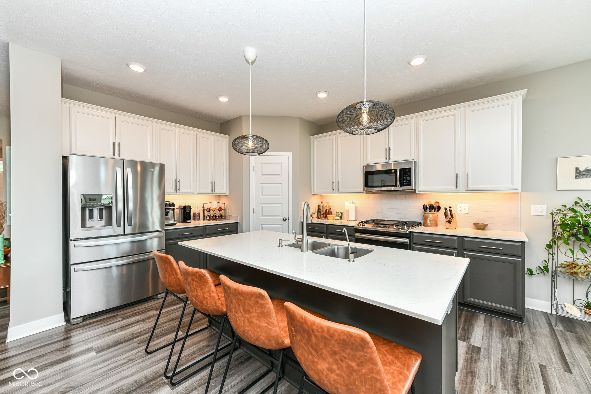 Property Photo: 5173 Covington Avenue IN 46055