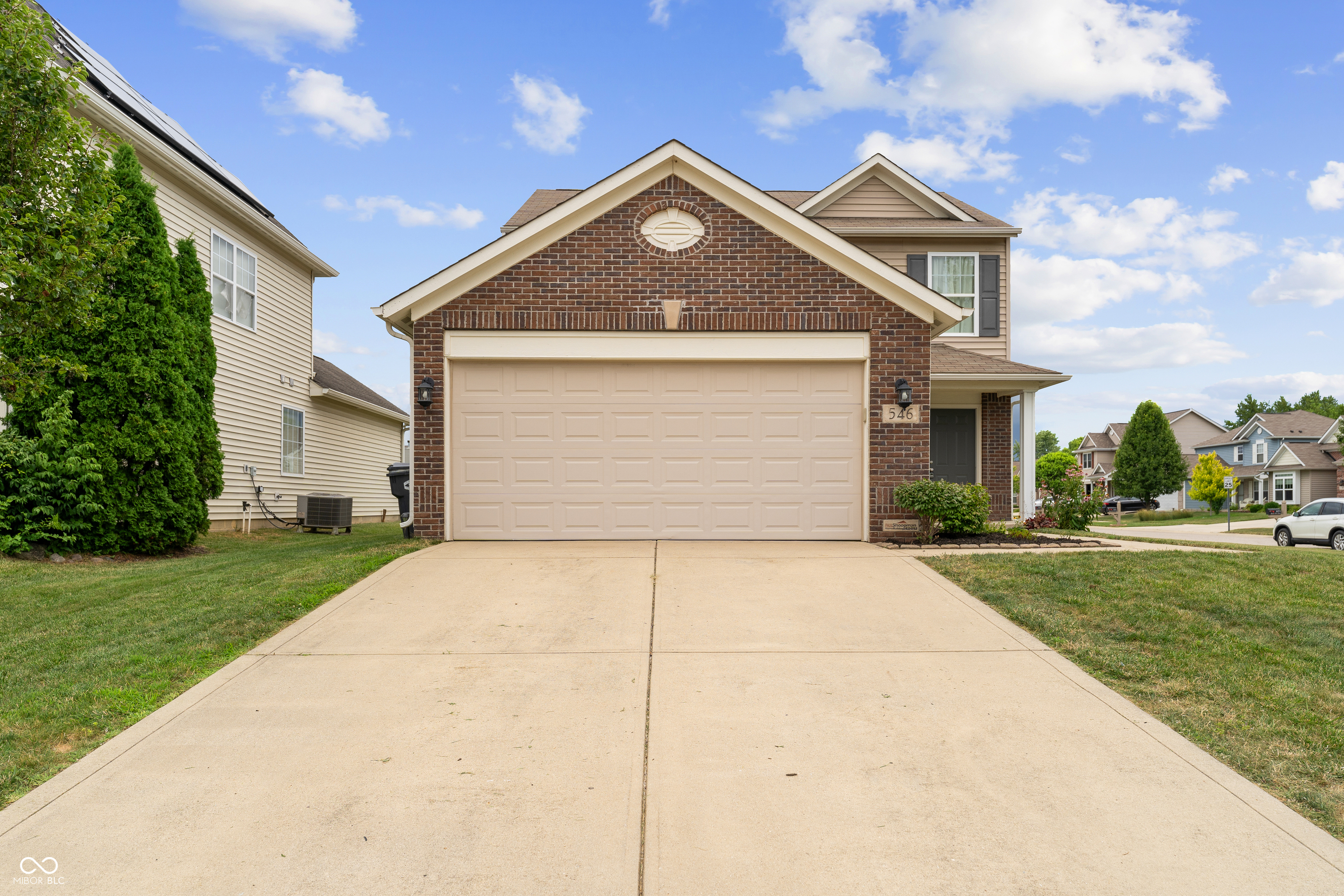 Property Photo: 546 Greenwood Trace Drive IN 46184