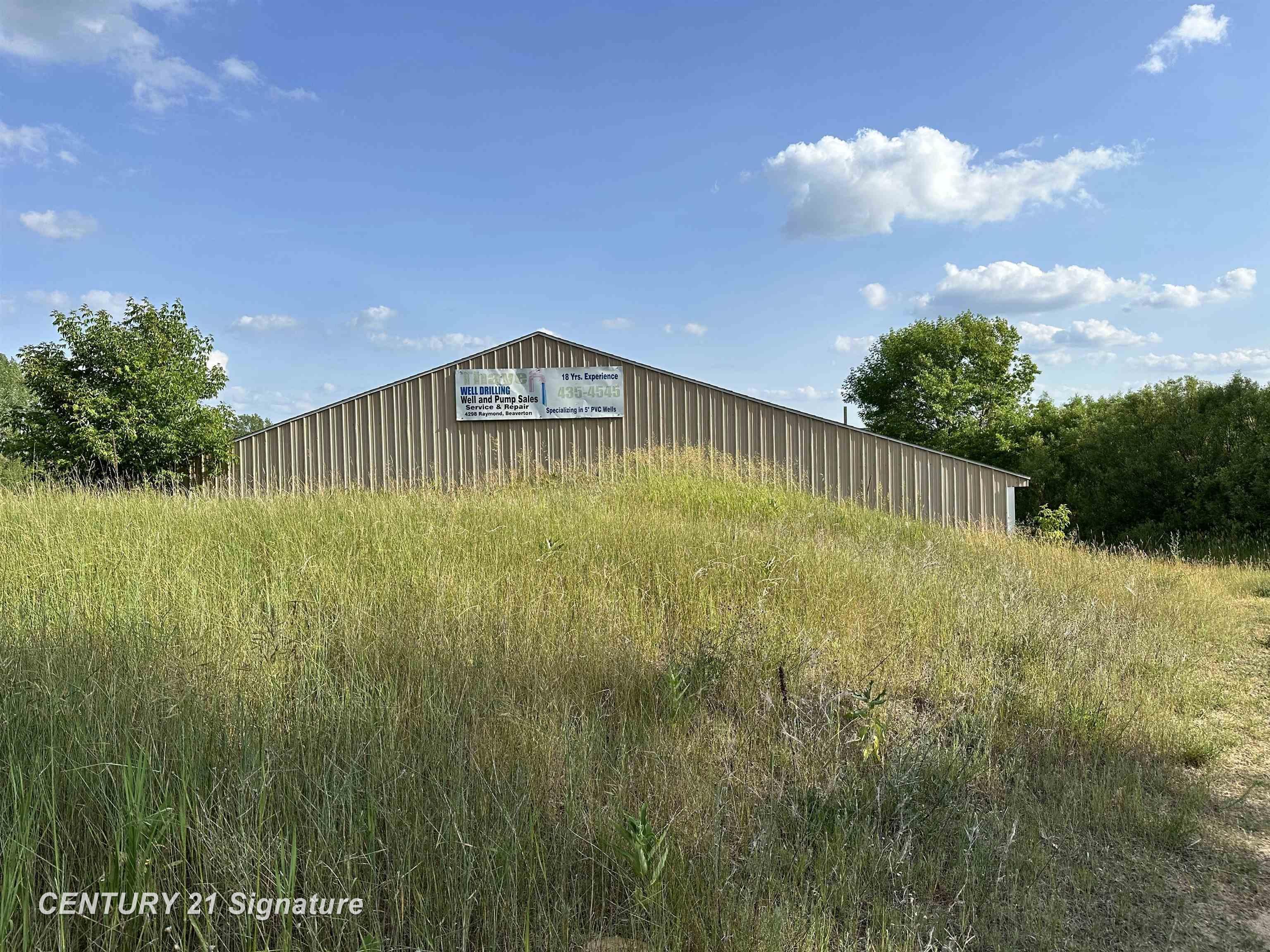 Property Photo: 60 Estey Road MI 48612
