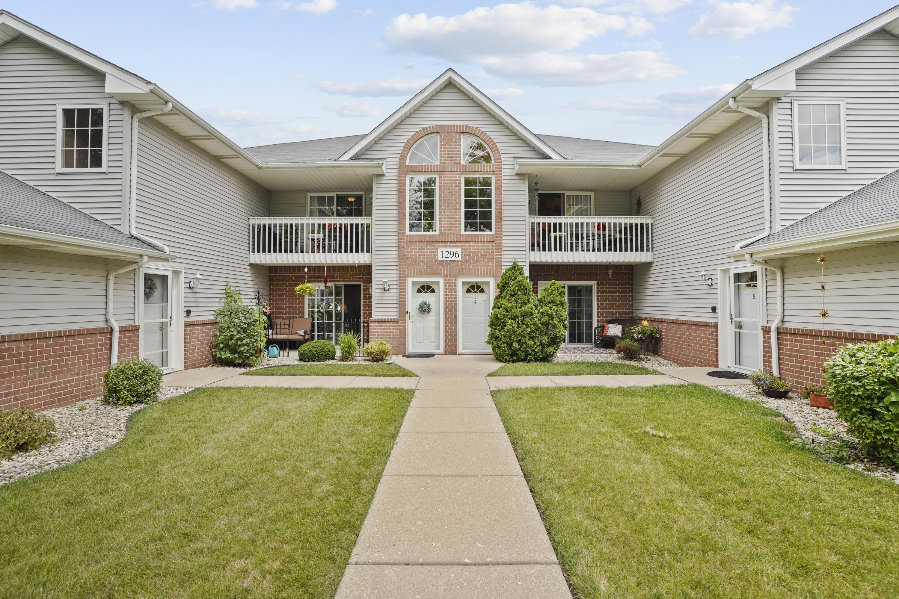 1296 Village Centre Dr 1  Somers WI 53144 photo