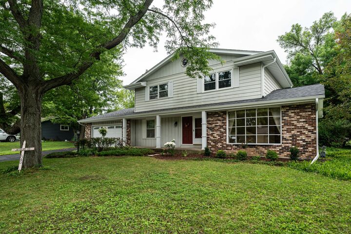 821 Buckingham Cir  Hartland WI 53029 photo