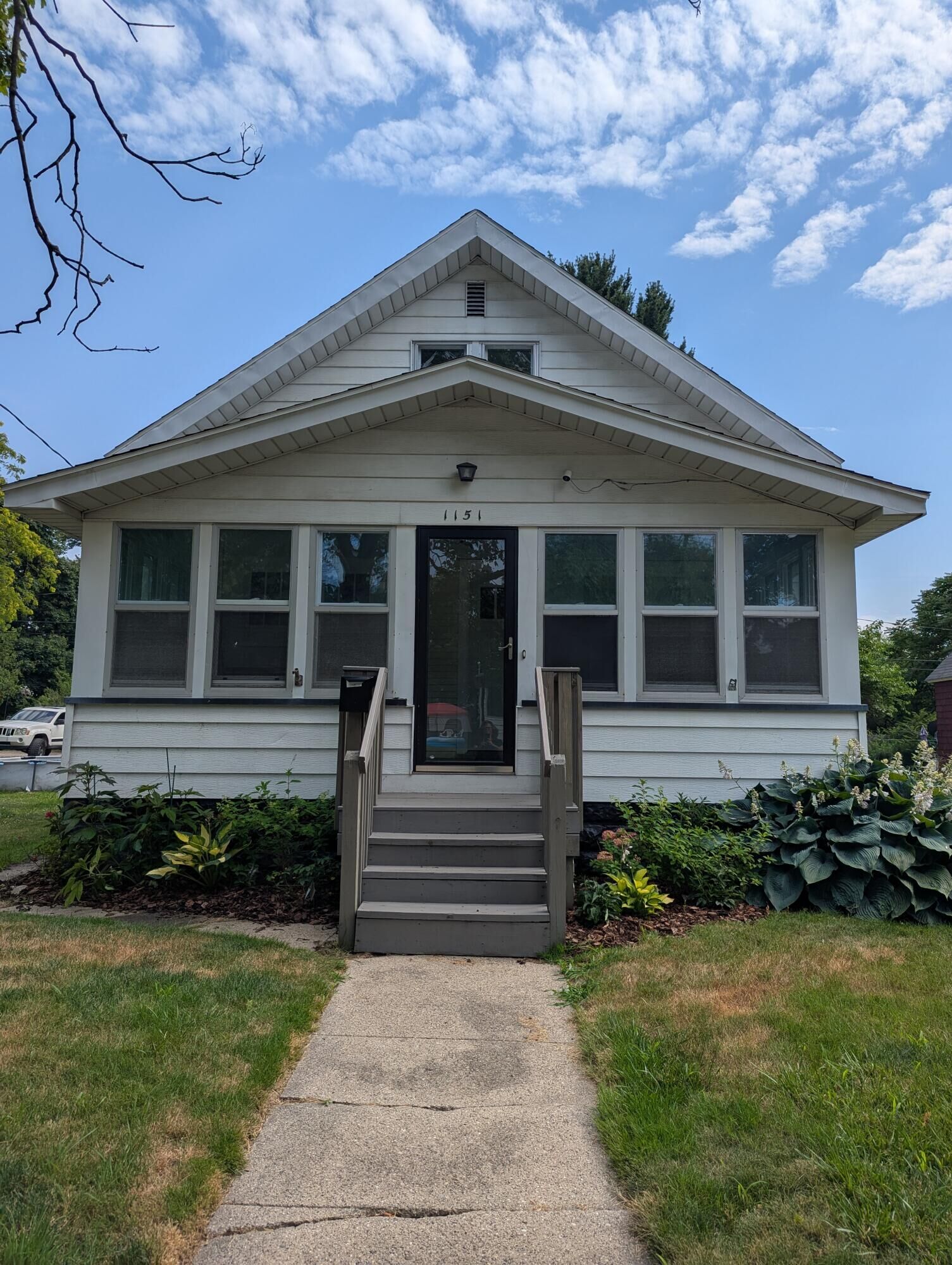 Property Photo: 1151 W Dale Avenue MI 49441
