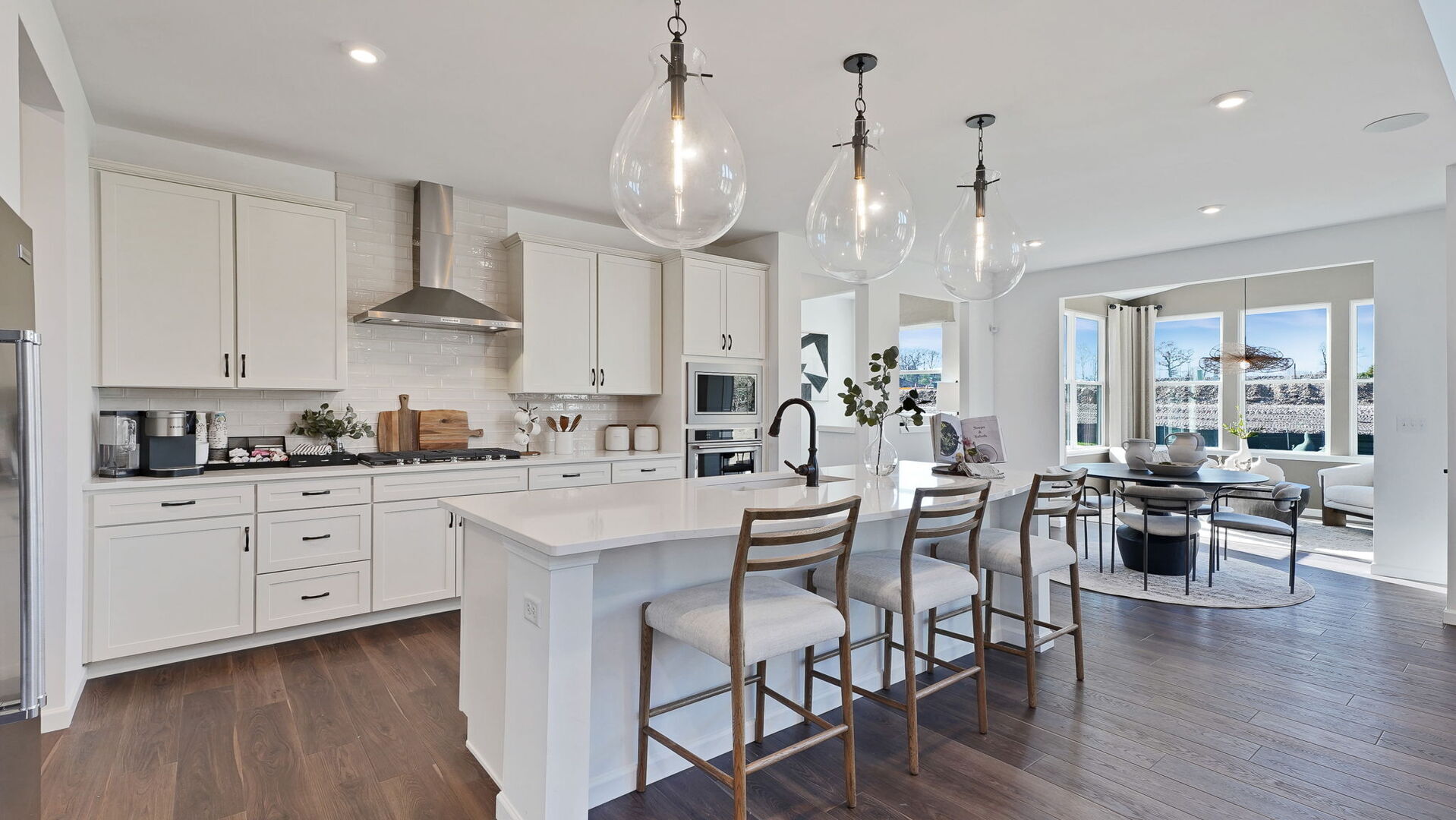Property Photo: 6235 Lafond Circle IL 60532