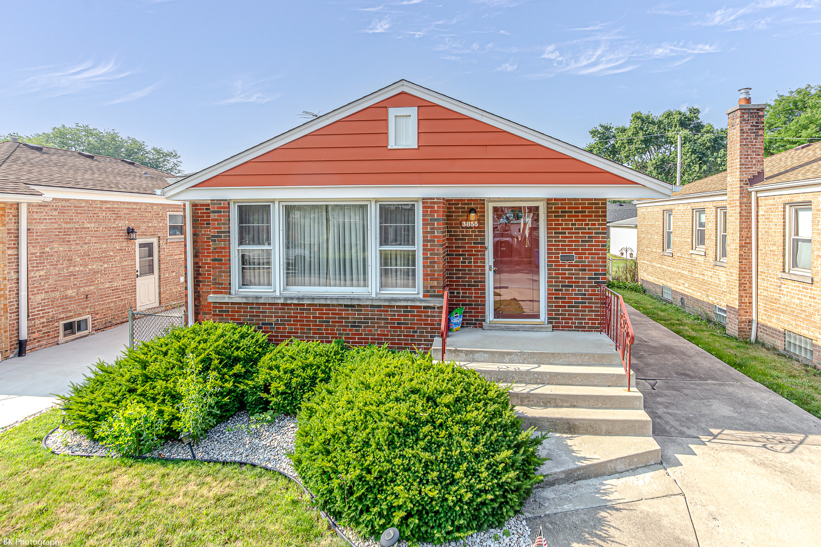 Property Photo:  3855 W 107th Street  IL 60655 