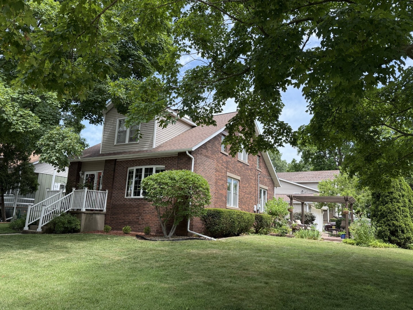 Property Photo: 1203 6th Street IL 61354