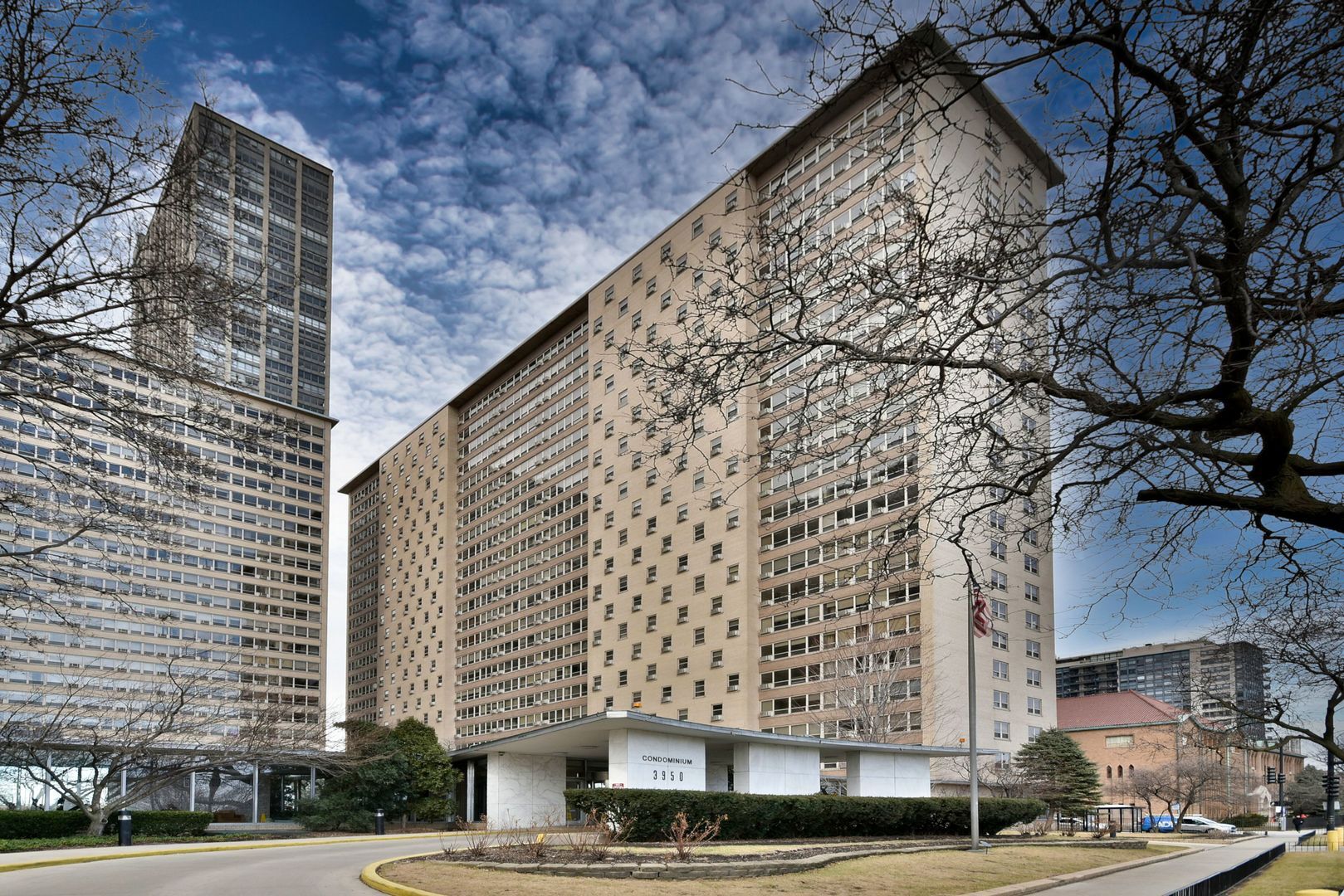Property Photo: 3950 N Lake Shore Drive 1202 IL 60613