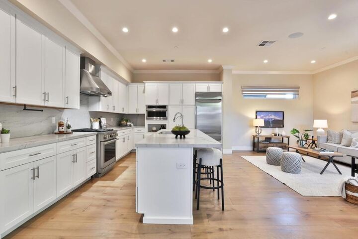 Property Photo: 102 Hildebrand Drive CA 95032