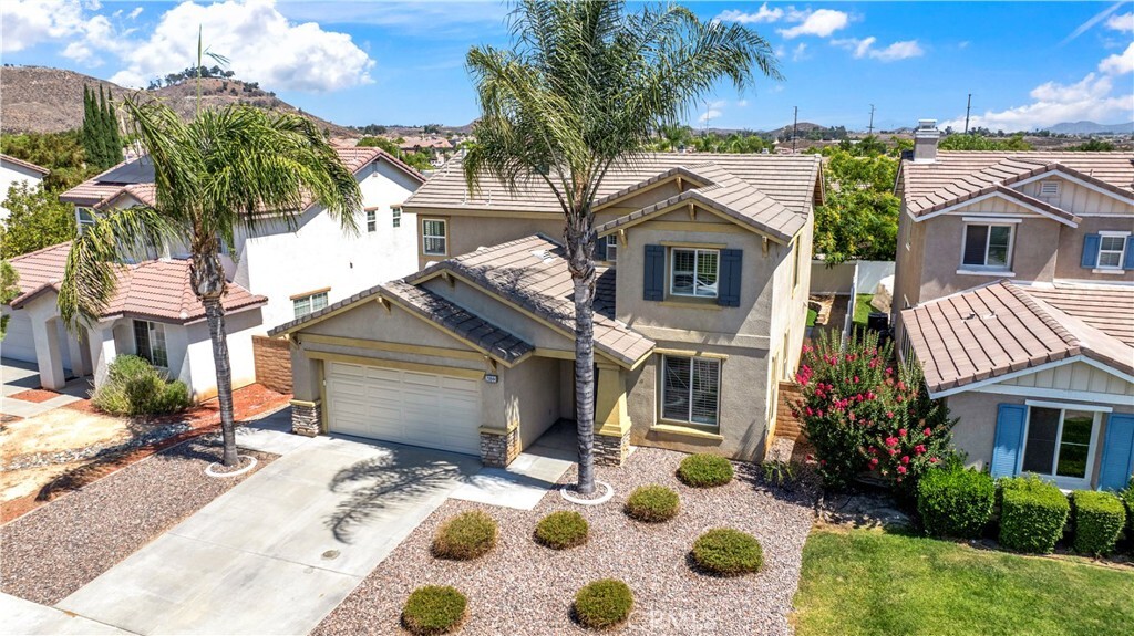 Property Photo: 29844 Circinus Street CA 92563
