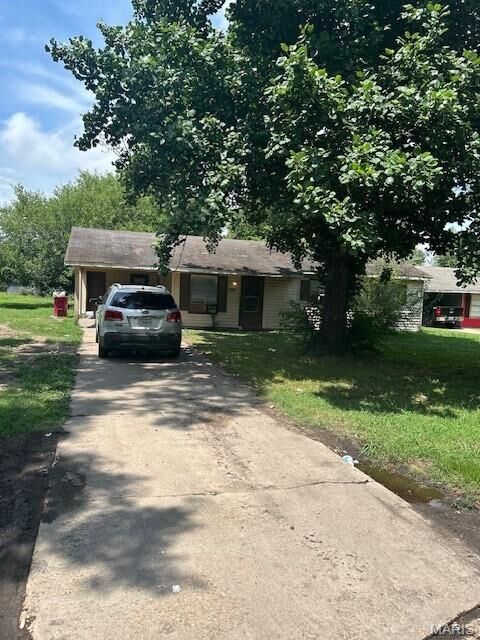Property Photo: 108 Adams Street MO 63801