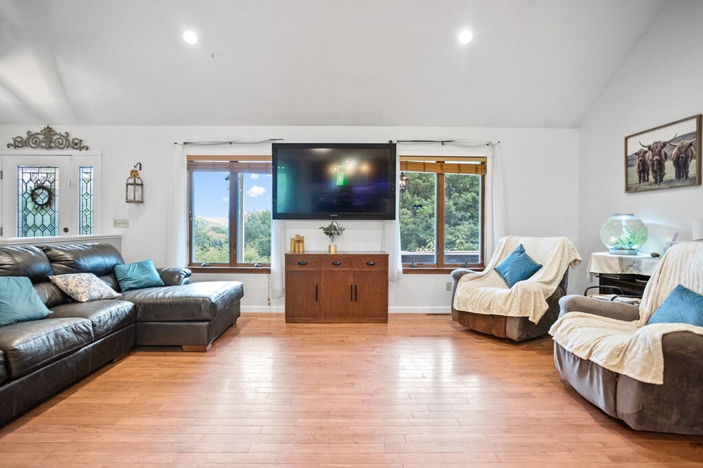 Property Photo: 1579 S Elk Run Rd PA 16901