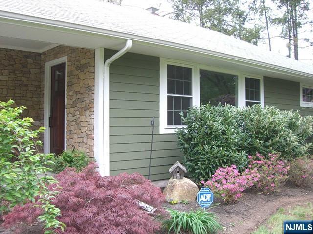 Property Photo: 276 Maple NJ 07450