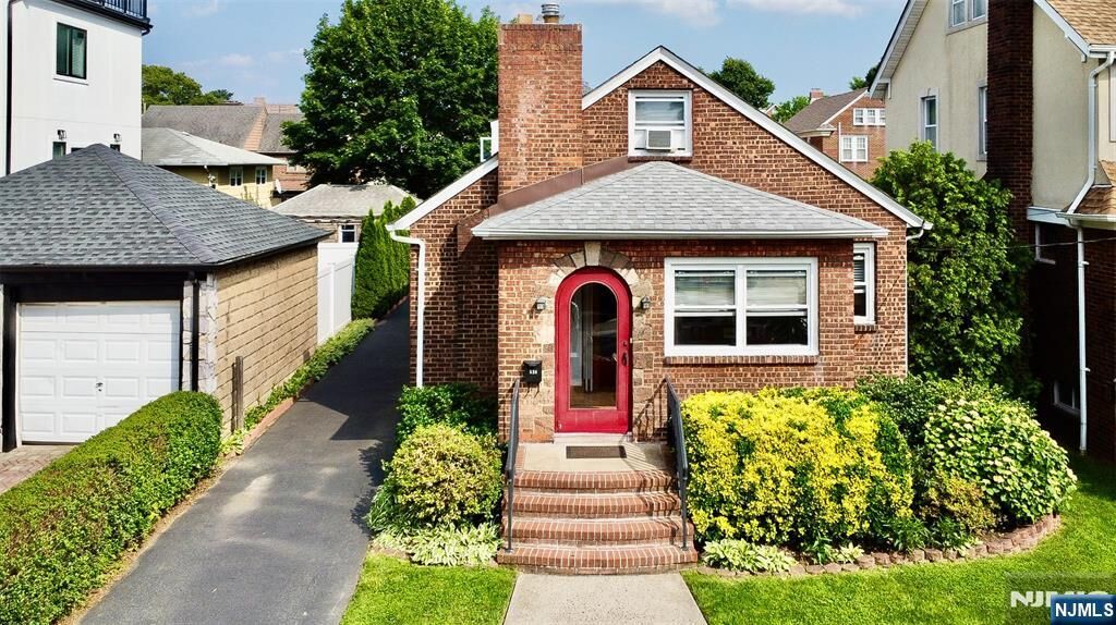 Property Photo:  526 Highridge Avenue  NJ 07010 