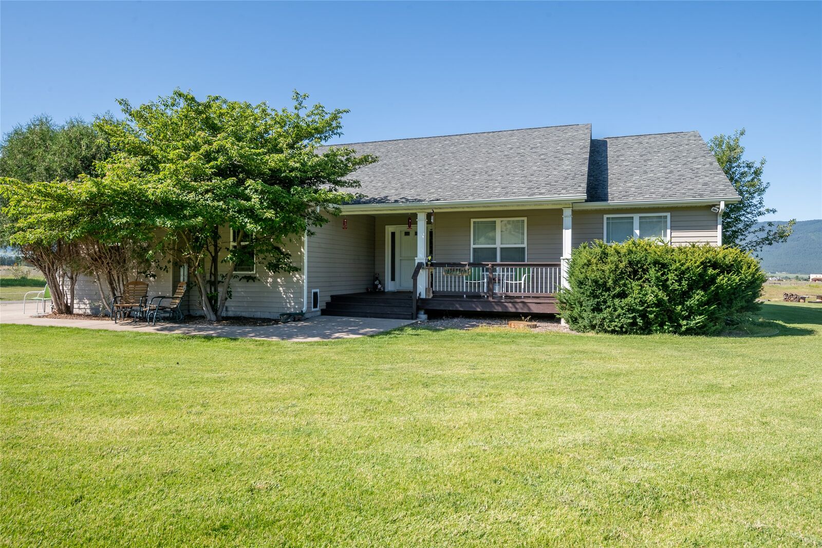 Property Photo: 72199 Theresa Adams Lane MT 59821