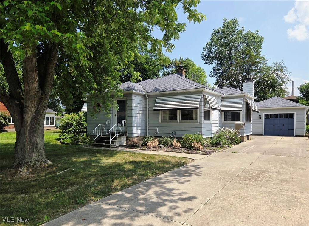 Property Photo: 119 Forest Hill Drive OH 44001
