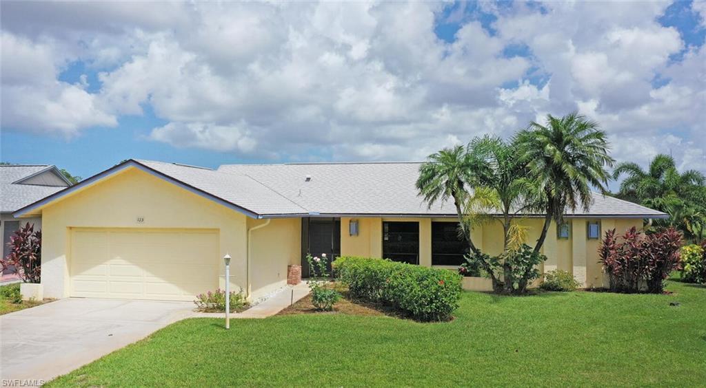 Property Photo:  113 Picardy Ct  FL 34112 