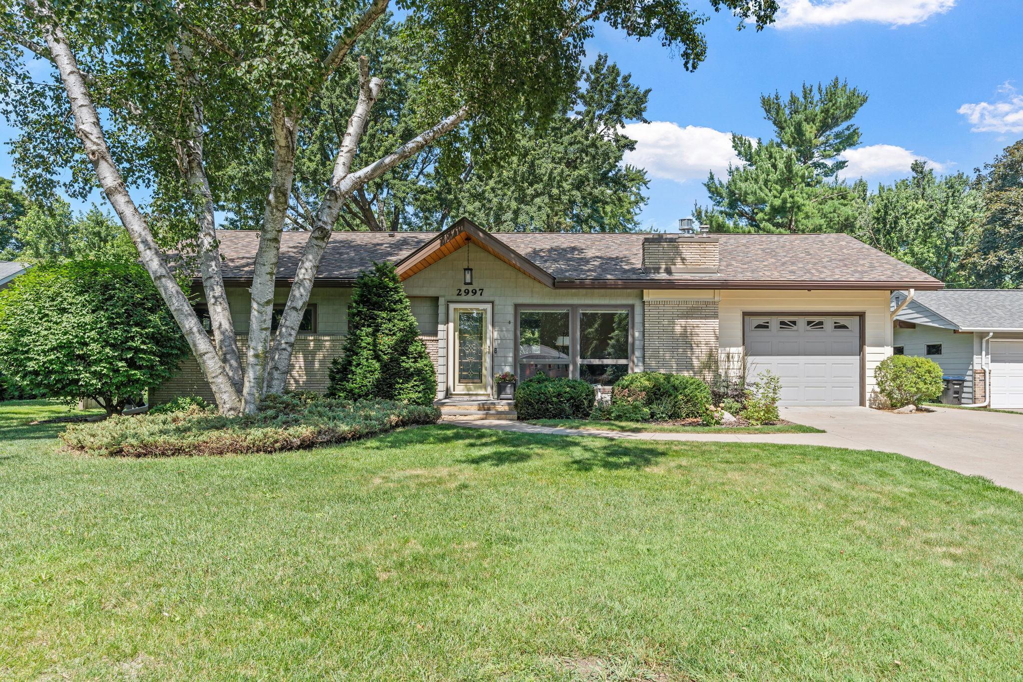 Property Photo: 2997 Arona Street MN 55113