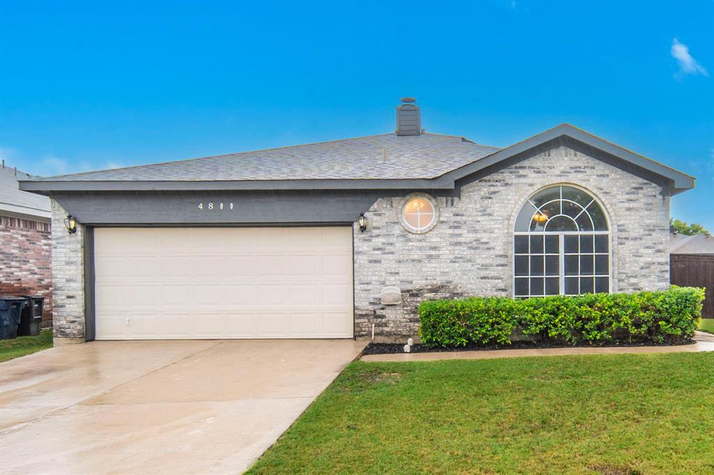 Property Photo: 4800 Fishhook Court TX 76179