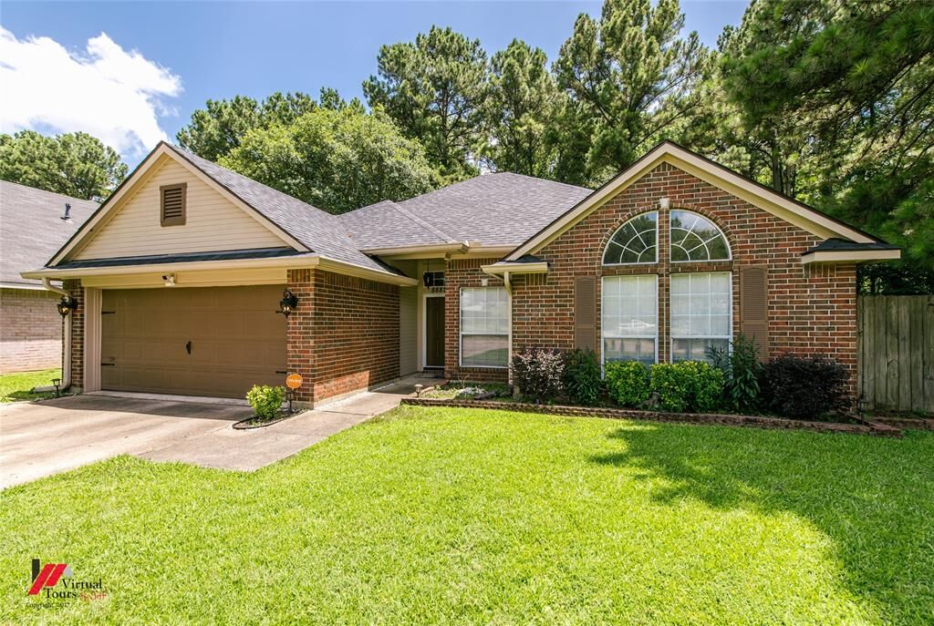Property Photo:  8882 Cromwell Drive  LA 71129 