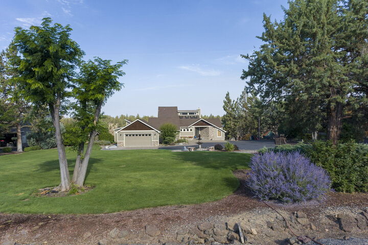 Property Photo: 1841 NW 57th Way OR 97756