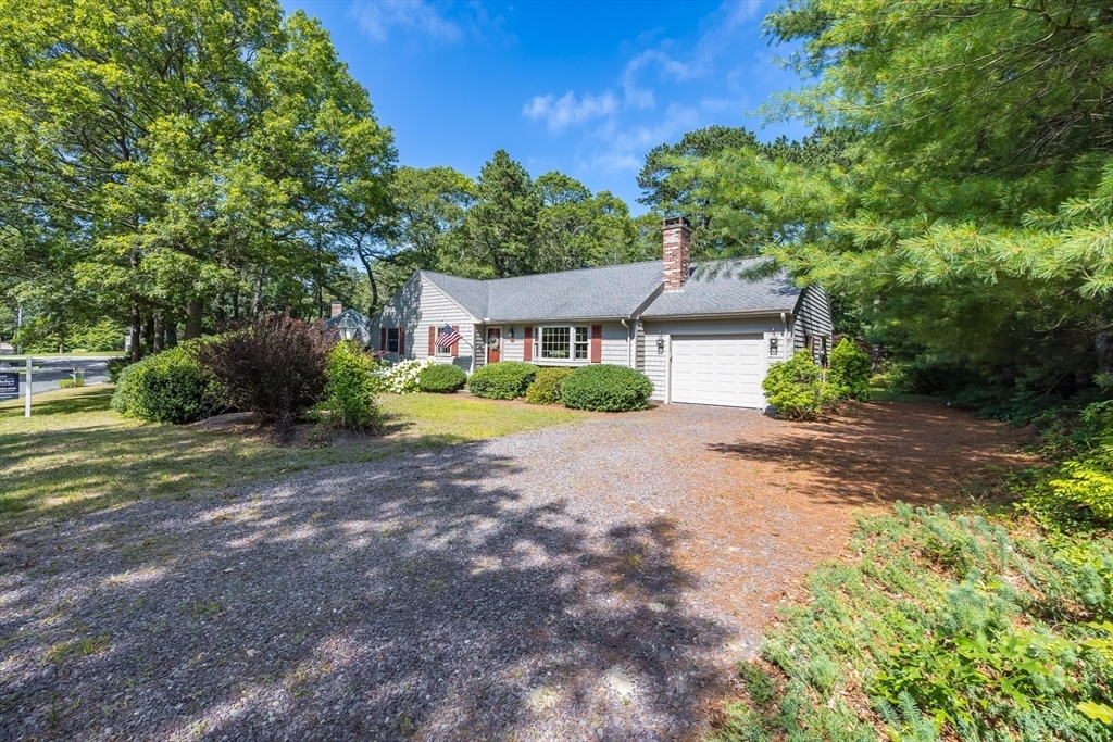 Property Photo:  10 Eagle Drive  MA 02641 