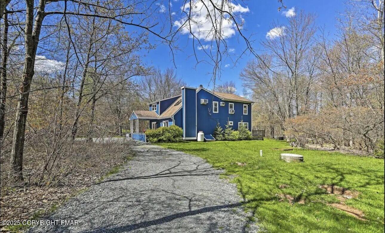 Property Photo: 127 Red Oak Court PA 18334