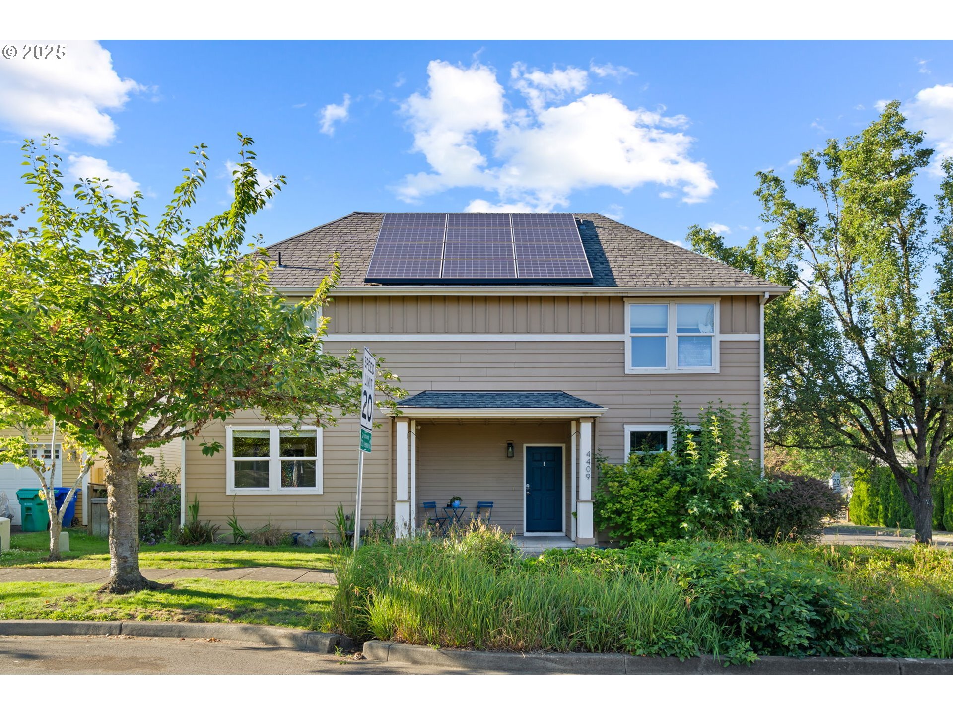 Property Photo: 4409 N Houghton St OR 97203