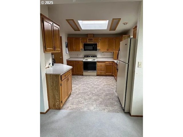 Property Photo: 5701 NE St Johns Rd 27 WA 98661