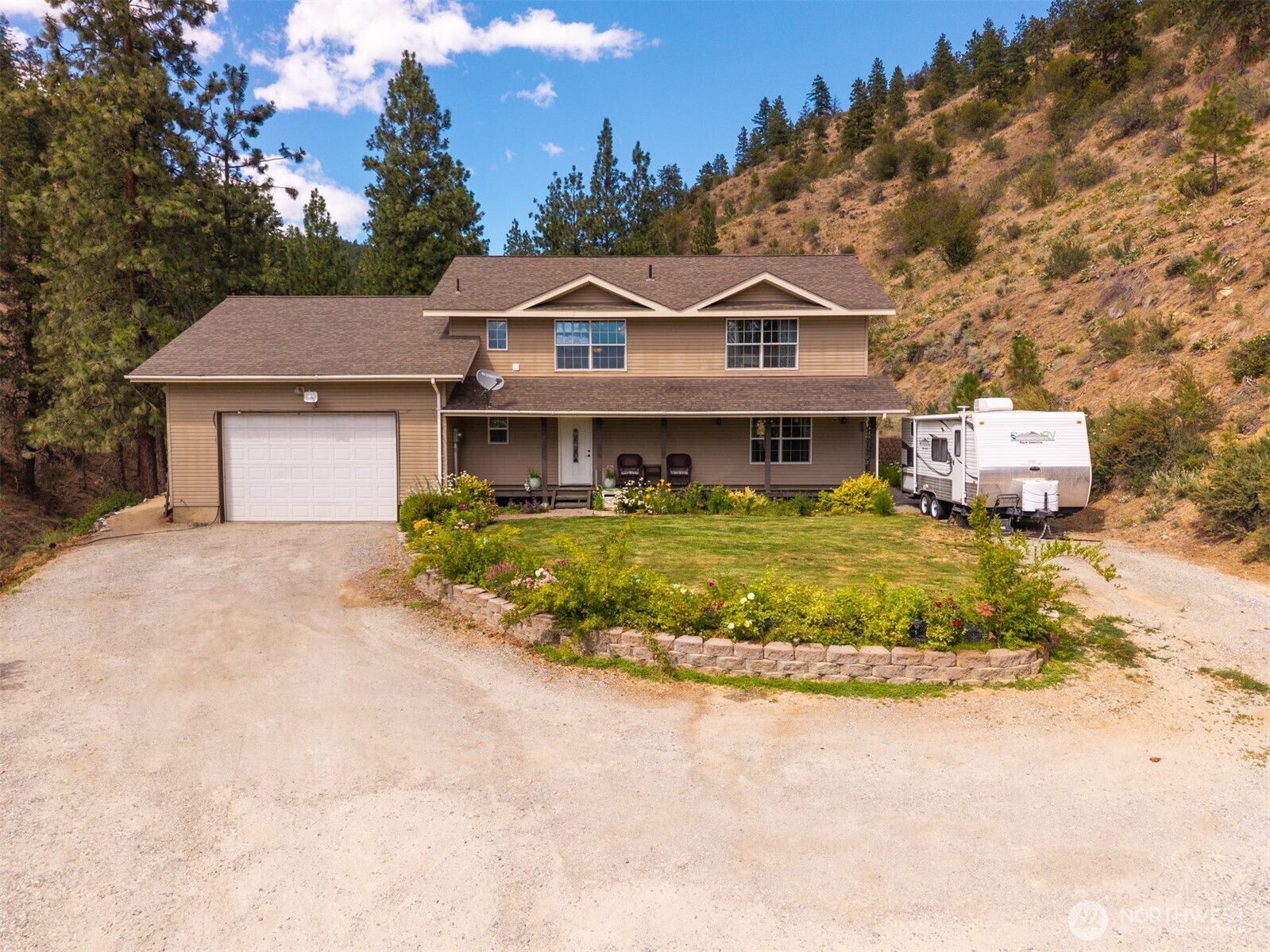 Property Photo: 1020 Cagle Gulch Road WA 98816