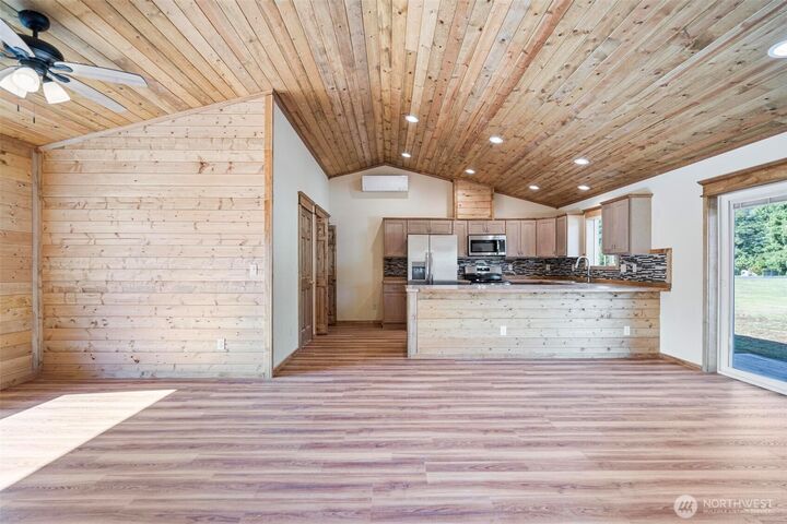 182  Frost Creek Rd  Glenoma WA 98336 photo