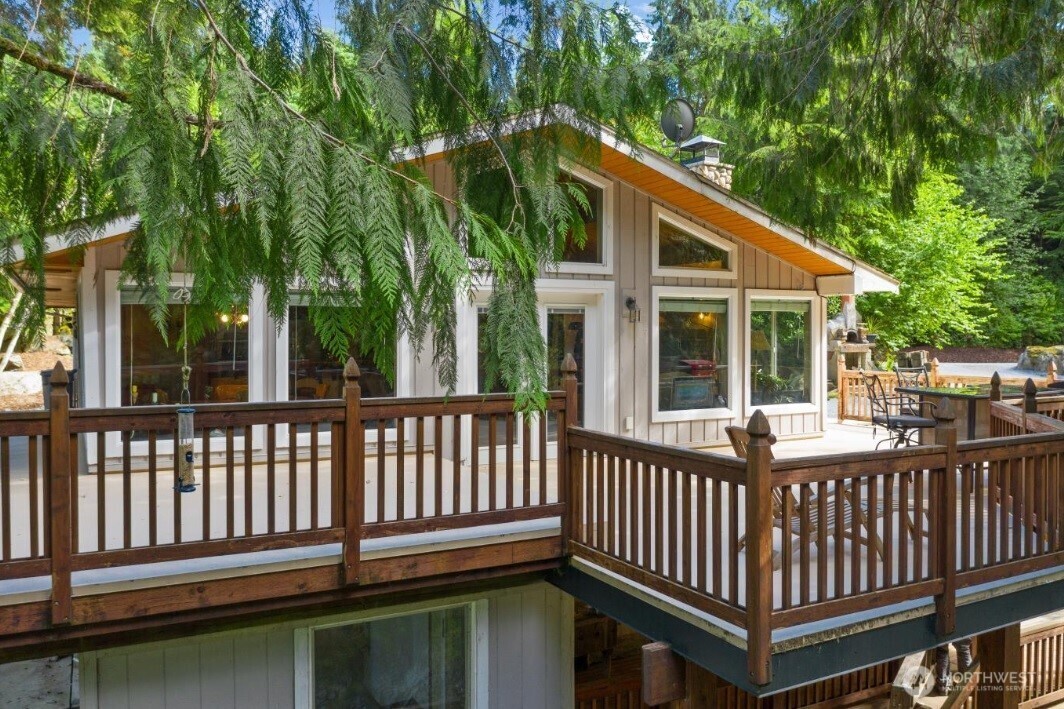 Property Photo: 19521 Big Four Place WA 98252