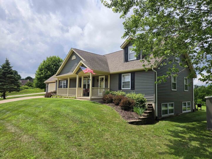 Property Photo:  1A49 Blackhawk Lane  IL 61001 