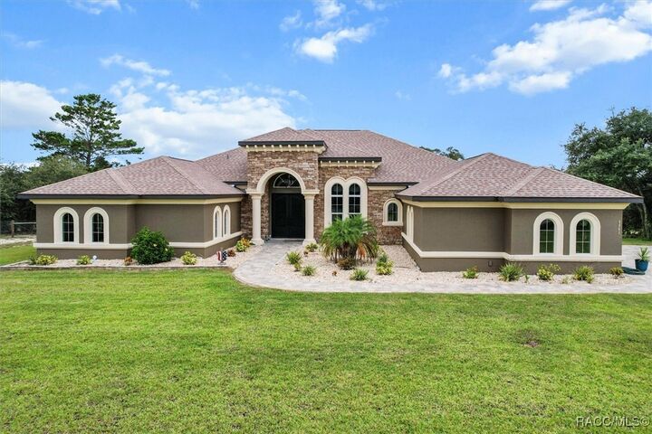 5061 W Oakhill Street  Dunnellon FL 34433 photo