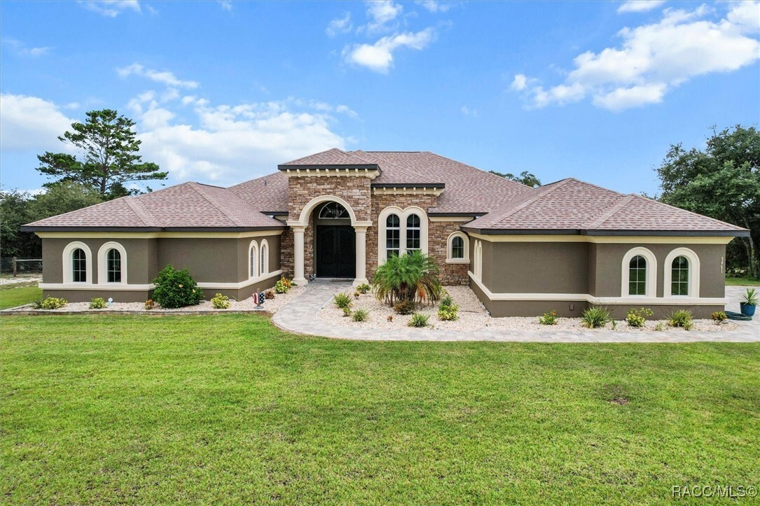 Property Photo:  5061 W Oakhill Street  FL 34433 