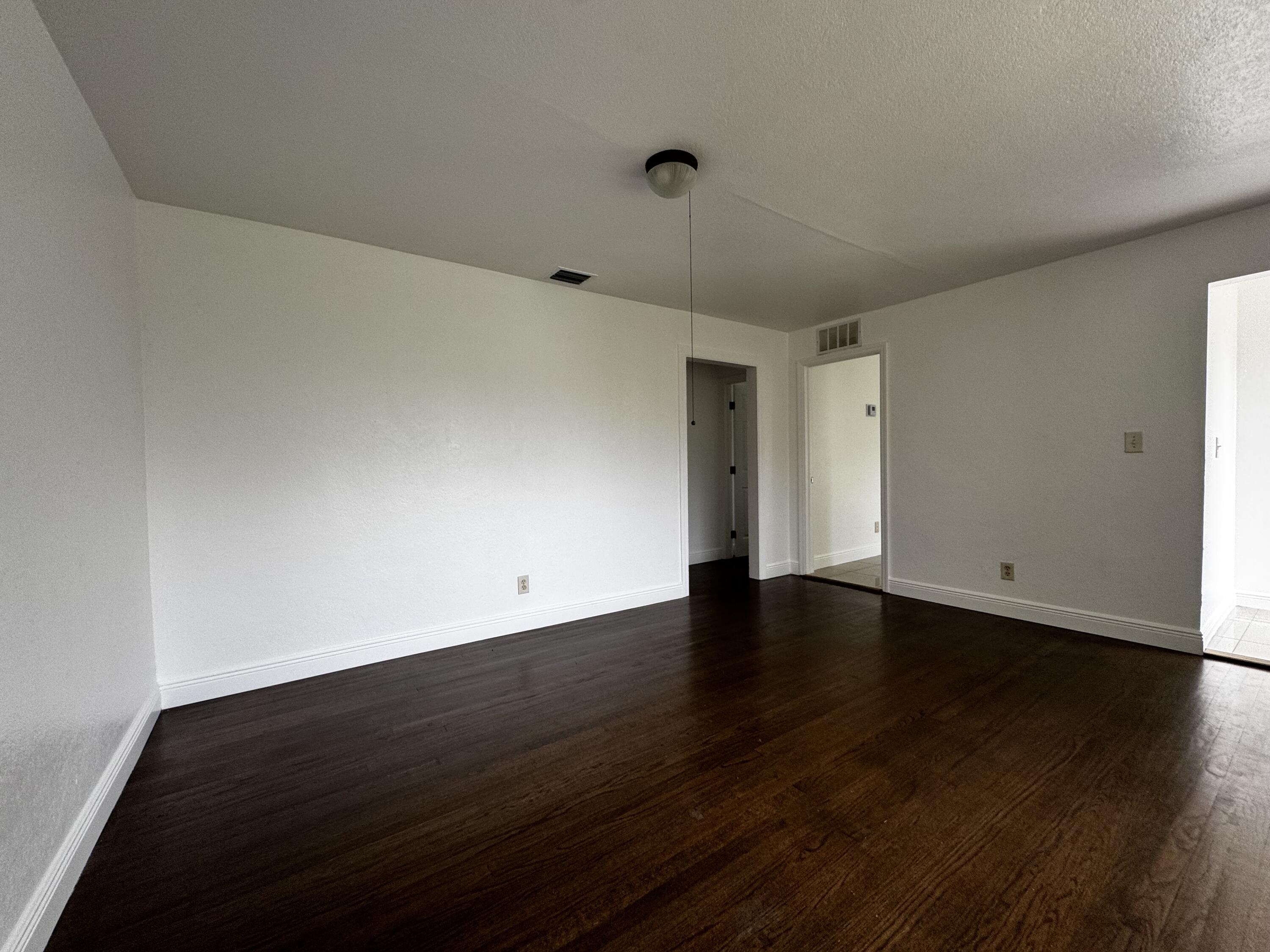 Property Photo:  1221 N J Street 1225  FL 33460 