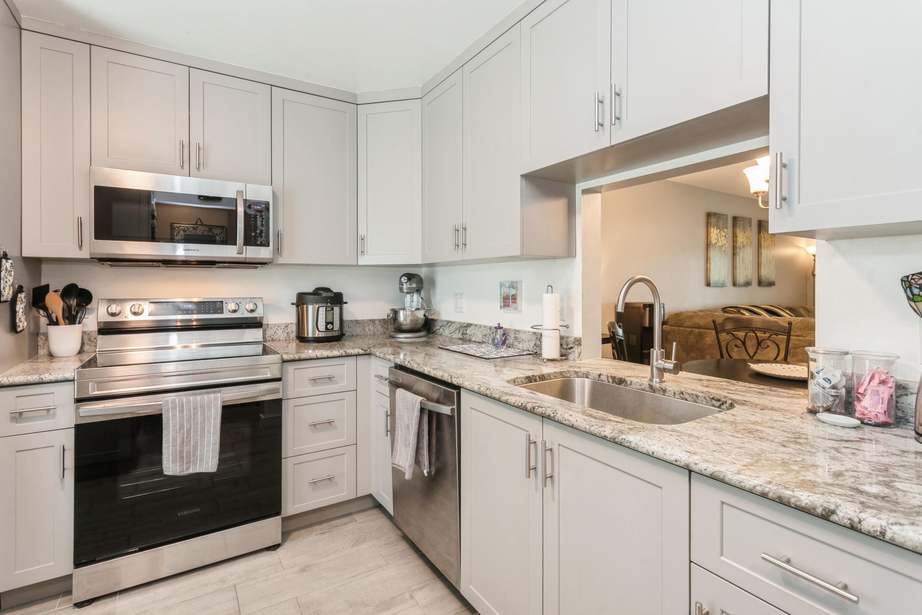 Property Photo: 882 Worcester Lane A FL 33467