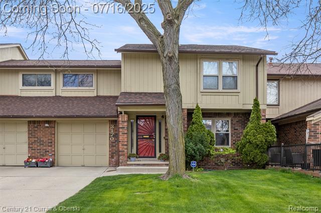 Property Photo: 3170 Woods Circle MI 48207