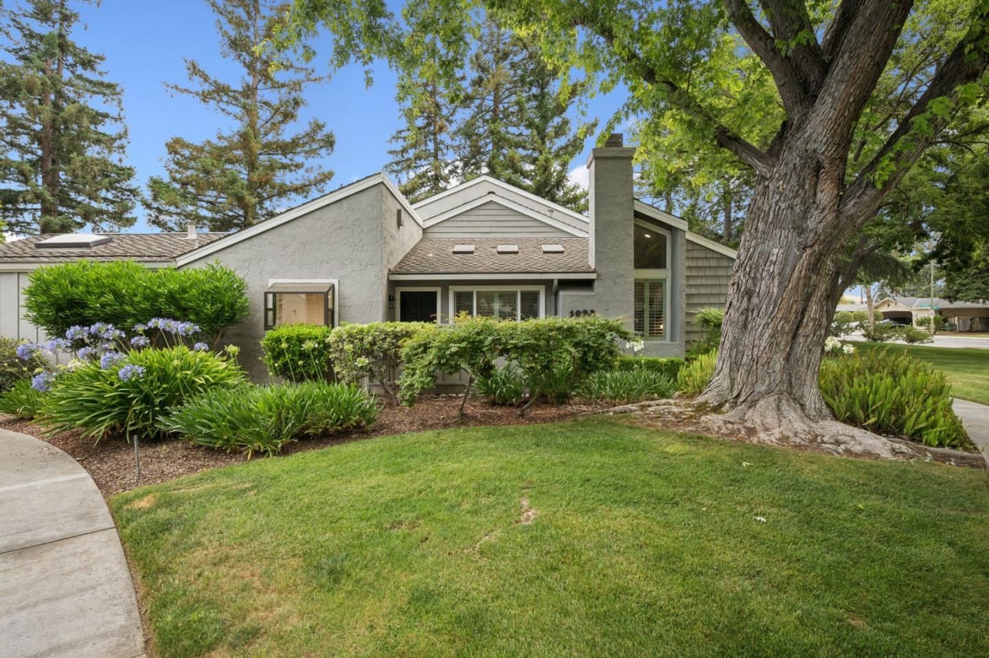 Property Photo: 1023 Roy Avenue CA 95125