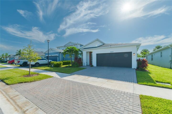Property Photo:  10669 SW Gloriana St  FL 34987 