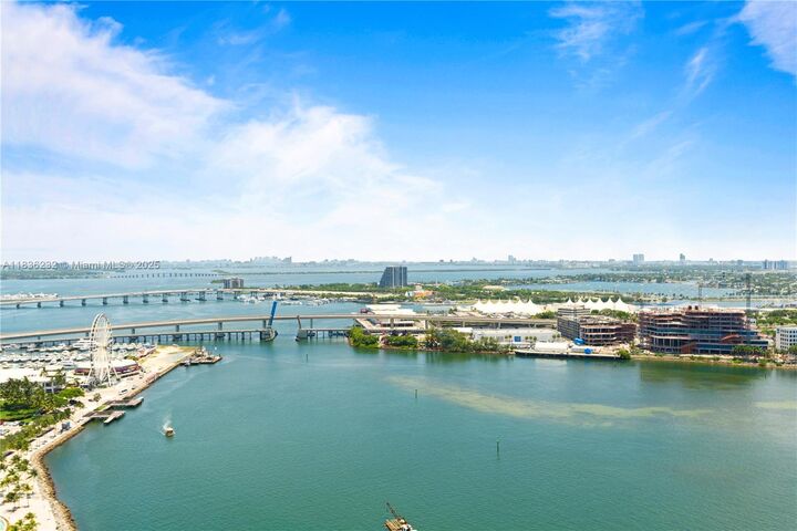 Property Photo: 335 S Biscayne Blvd 3410 FL 33131