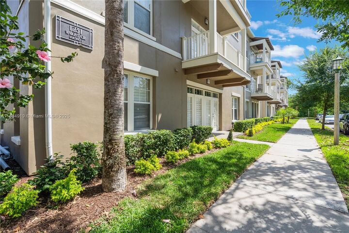 Property Photo: 1231 Wright Cir 108 FL 34747